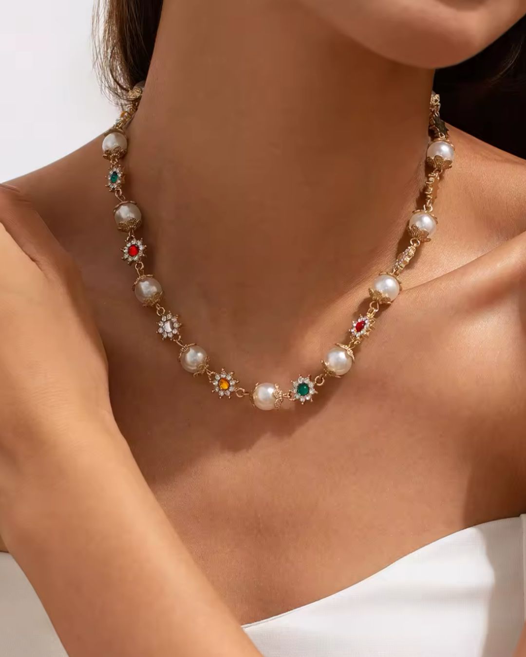 CELESTINE NECKLACE