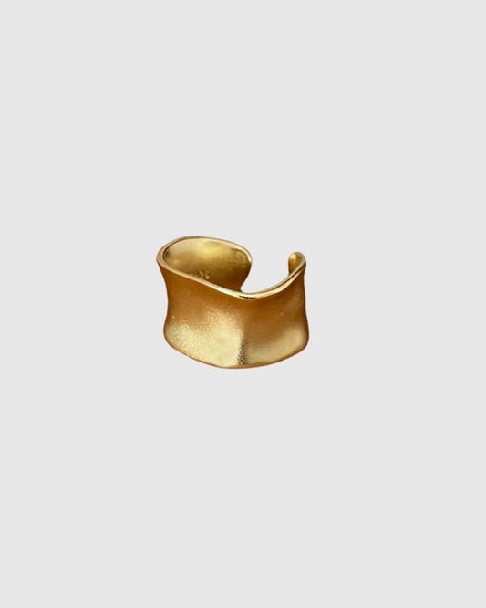 SLOANE RING